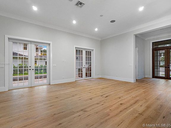 5th image of 2500 Estates Dr