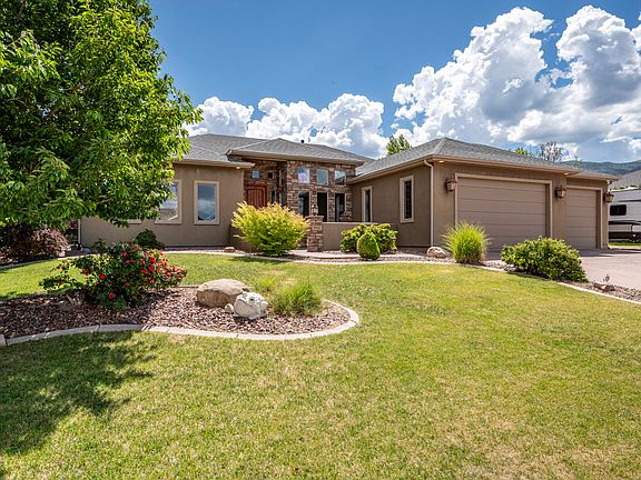 2nd image of 5112 Mountain View Cir