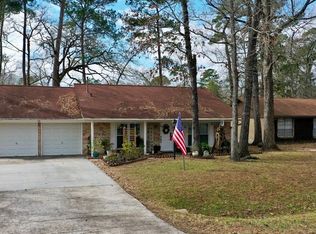 13 Artesian Forest Dr, Conroe, TX 77304