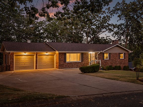 2nd image of 1311 Vanessa Dr