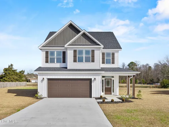 105 Dallas Drive, Beulaville, NC 28518