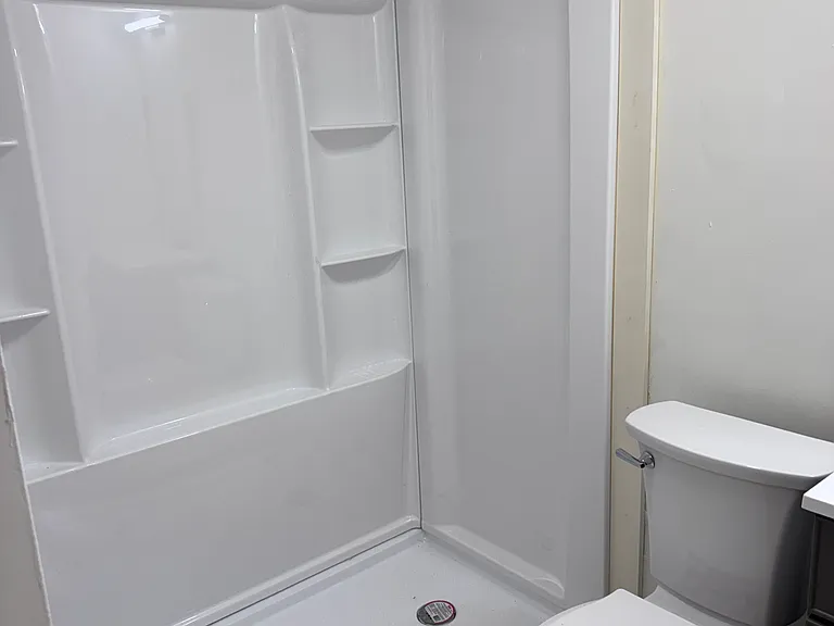 101 Woodhaven Dr #109 — Photo 3