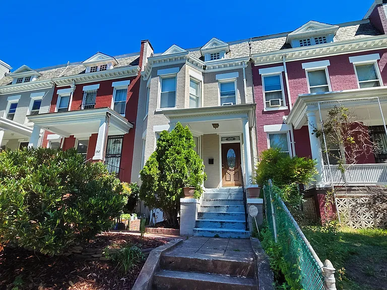 1361 Parkwood Pl NW #B — Photo 26