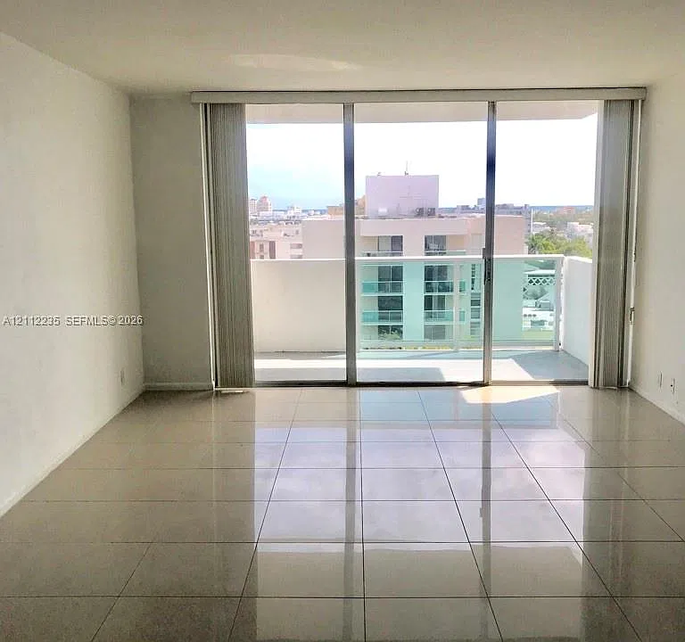 1000 West Ave #908
