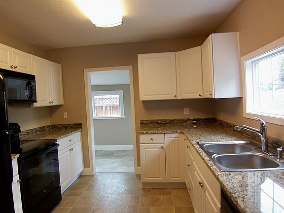 2nd image of 3508 W Kiernan Ave