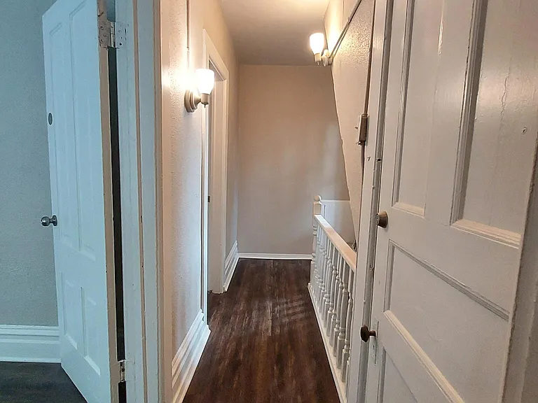 103 NE Roanoke Ave #2 — Photo 9