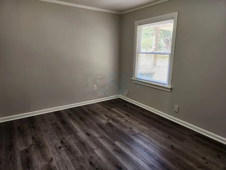 3402 Lilac Ter — Photo 16