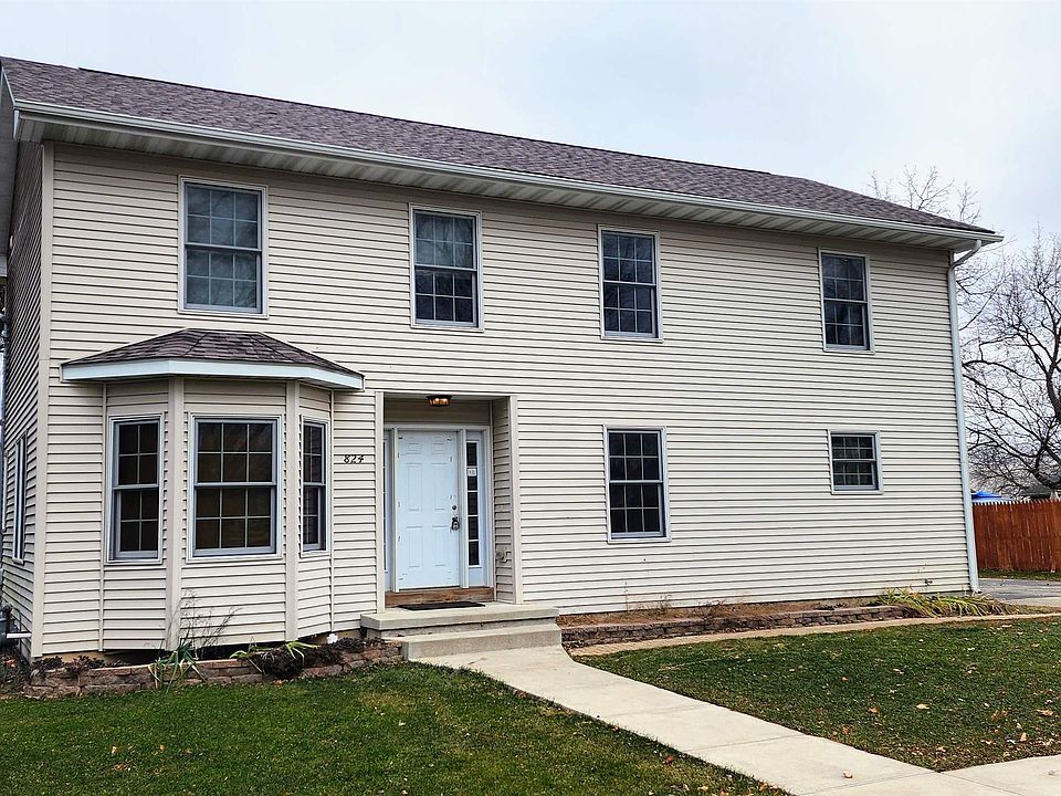 824 E Jackson St, Belvidere, IL 61008 Zillow