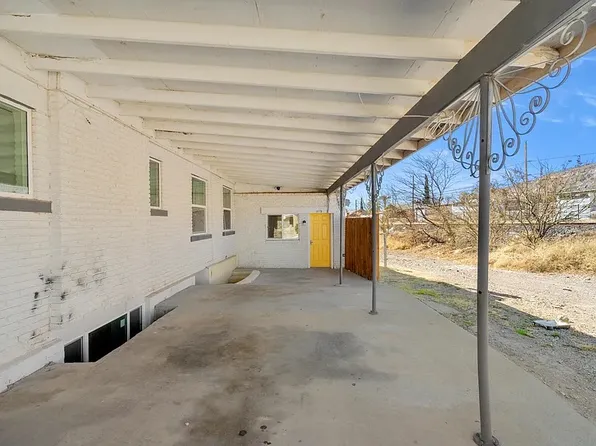 1017 Maple St #B, El Paso, TX 79903