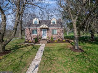 212 Lorane Rd, Reading, PA 19606