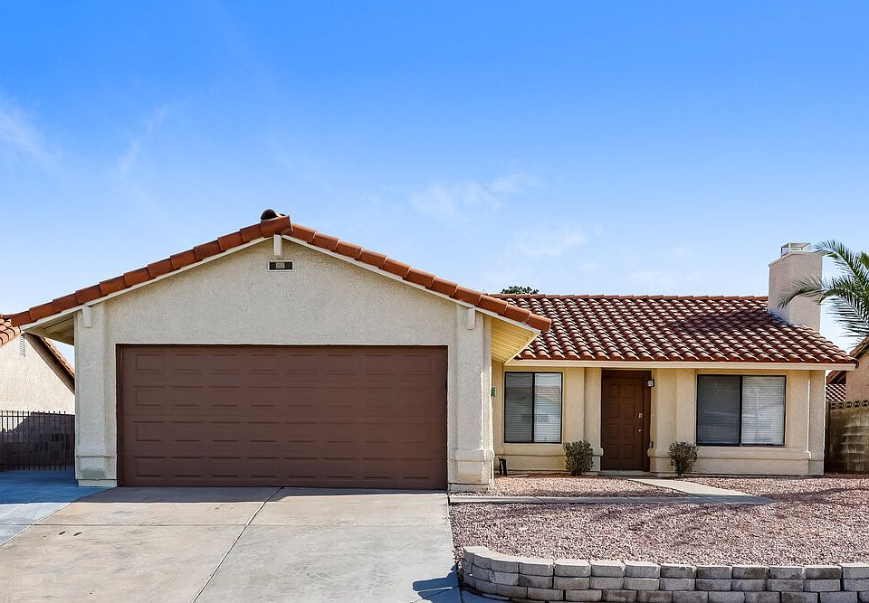 1st image of 136 Palo Verde Dr