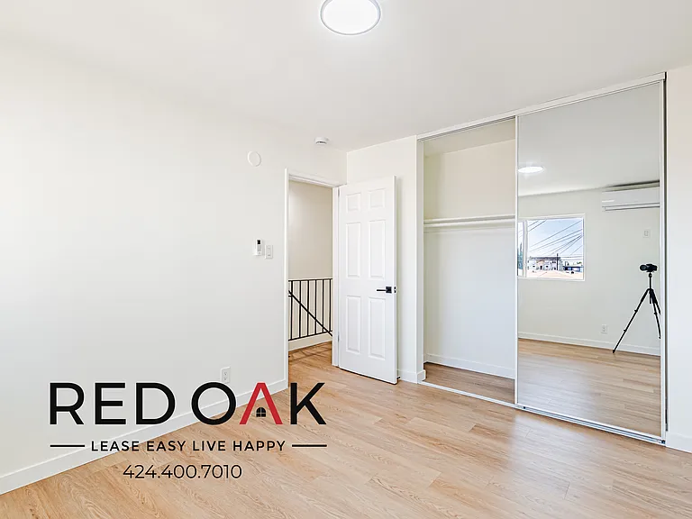 1540 W 145th St #14 — Photo 3