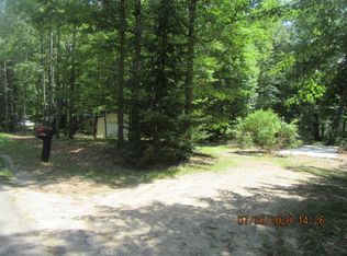 208 Maplewood Dr, Roscommon, MI 48653