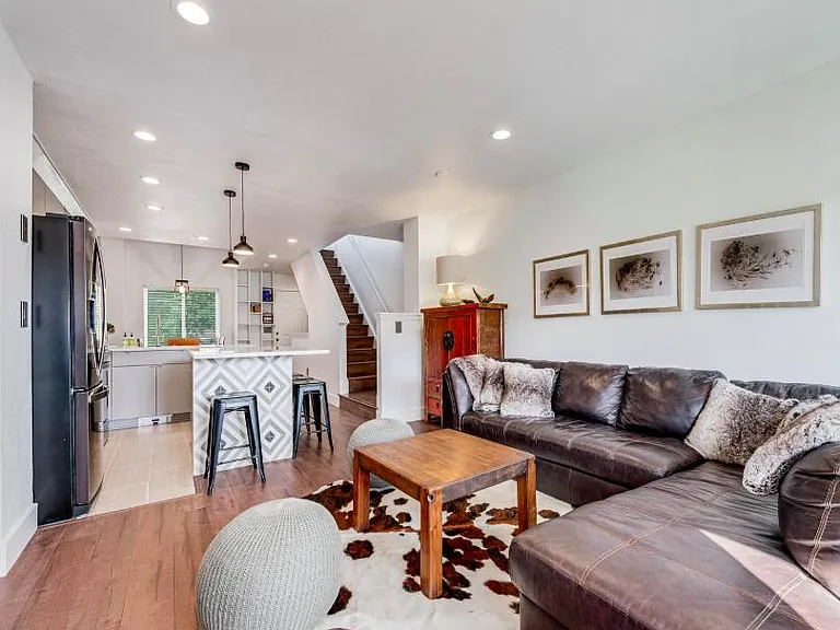 20 River Park Dr #E — Photo 10