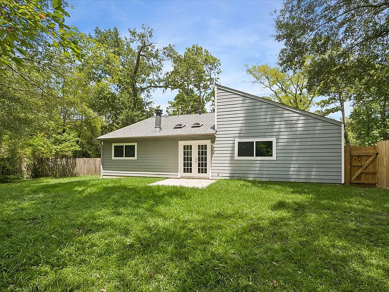 17 Oldstream Ct — Photo 5
