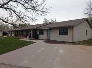 309 W 6th St, Lebo, KS 66856
