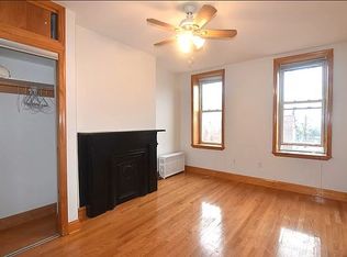 191 Calyer St APT 3R, Brooklyn, NY 11222