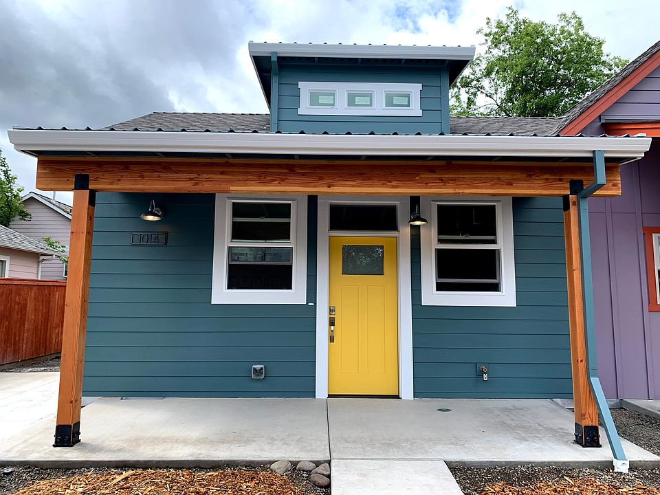 1st image of 1014 Eureka St