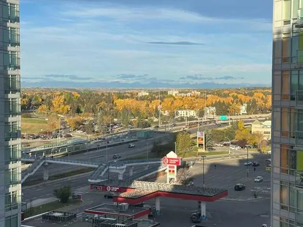 10 W Brentwood Cmn NW #1108, Calgary, AB T2L 2L6