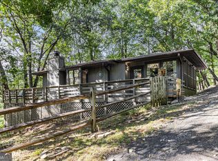 220 Fox Den Cir, Jasper, GA 30143