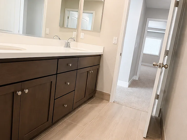 188 Fairview Ave — Photo 15