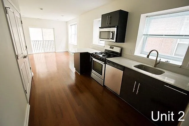 802 N 16th St #2 — Photo 1