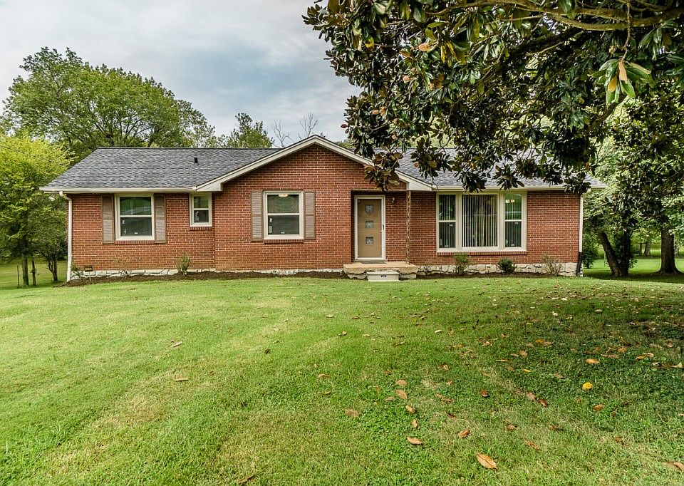 1st image of 4048 Matilda St