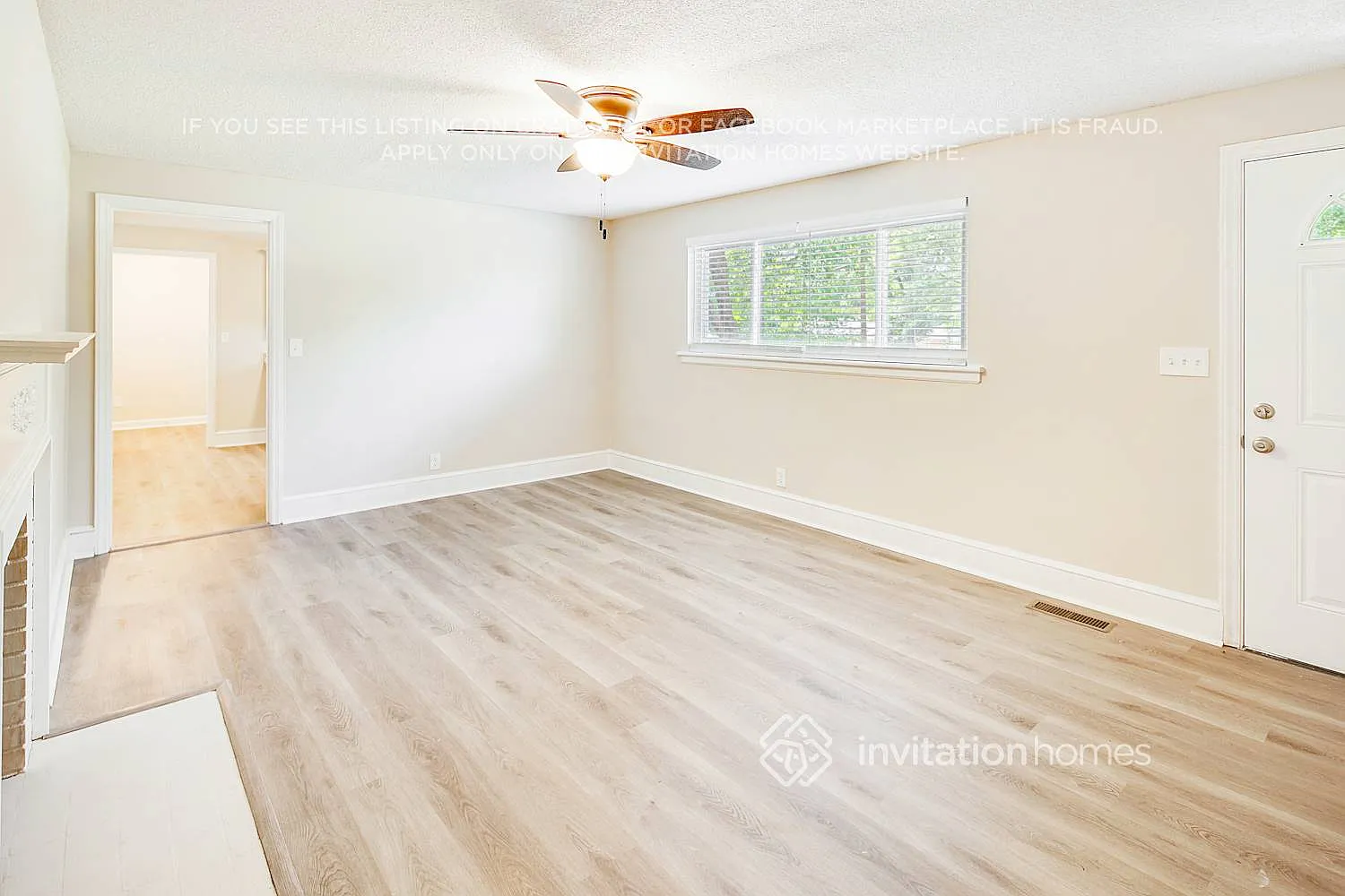 1022 Teresa Ln Charlotte, NC 28216 — Photo 2