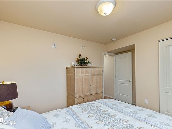 4th image of 3725 E 43rd Pl #9