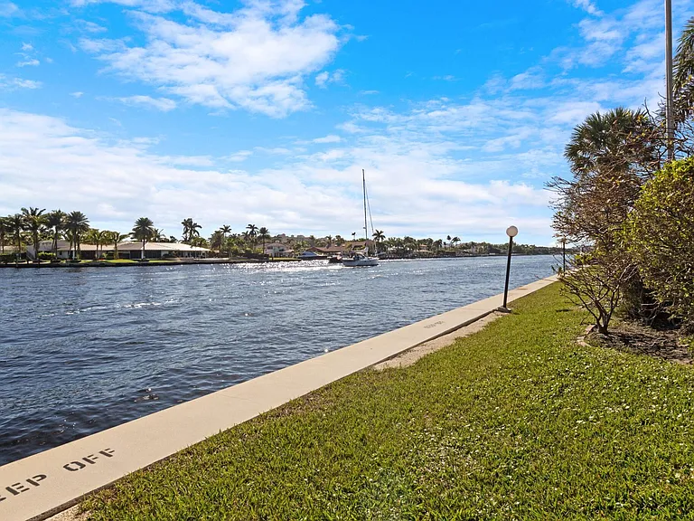 6213 Bay Club Dr #4 — Photo 27