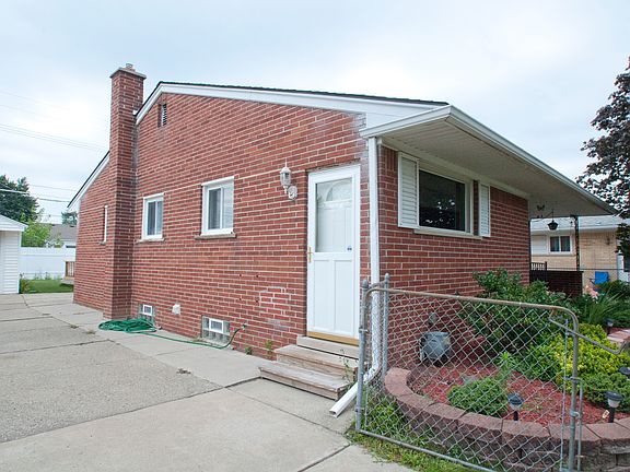 5th image of 7537 Melvin Ave