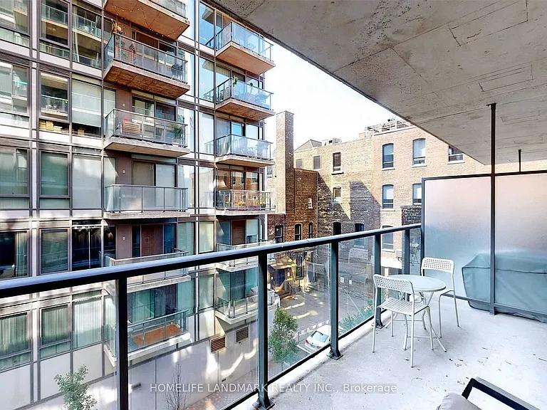461 Adelaide St W #437 — Photo 27