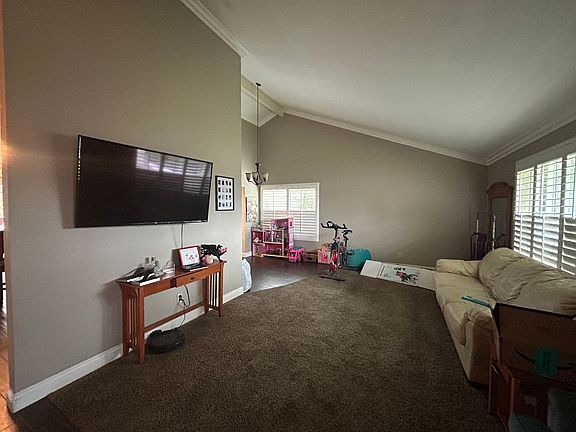 2nd image of 1704 Buckeye St