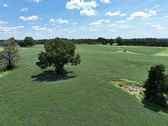 4th image of Union Woods Dr