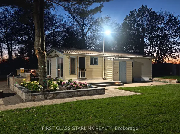 154 Oak Bay Rd, Georgian Bay, ON L0K 1S0