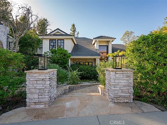 3rd image of 4017 Nogales Dr