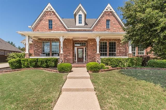 1st image of 430 Jackson Cir