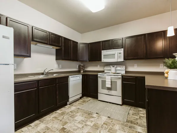 Diamond Bend Apartments