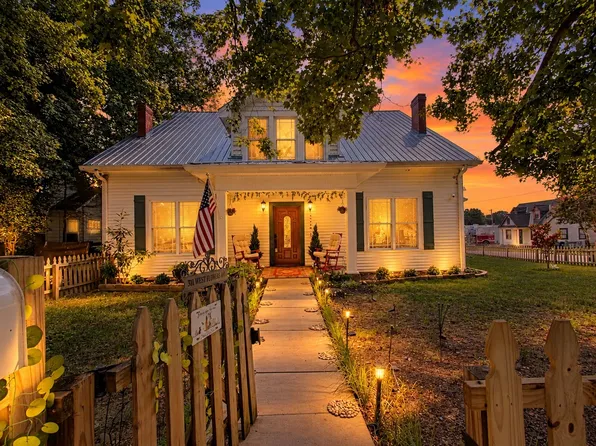 331 W Flower St, Pulaski, TN 38478