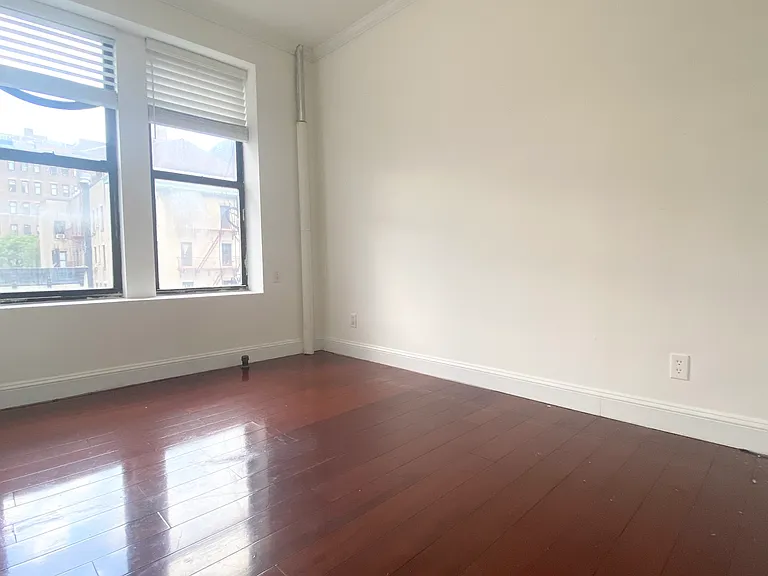 442 3rd Ave #3F — Photo 4