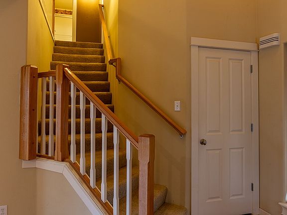 4th image of 15102 SE Myra Ln
