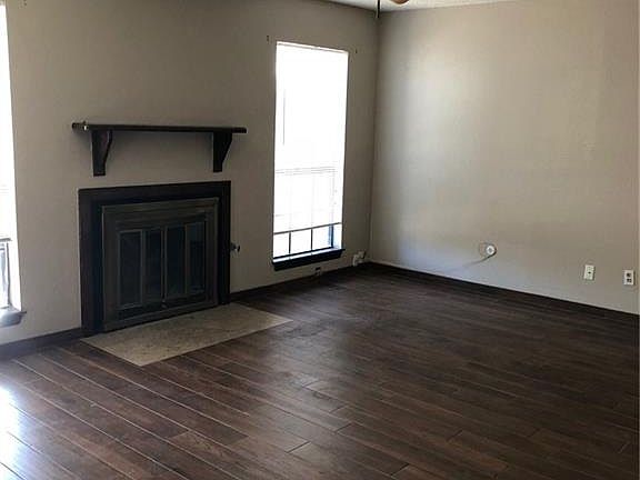 5th image of 416 N Resler Dr