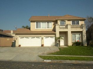3574 Summertree Ln, Corona, CA 92881