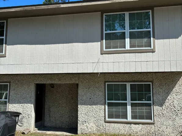 695 Douglas Dr, Saint Marys, GA
