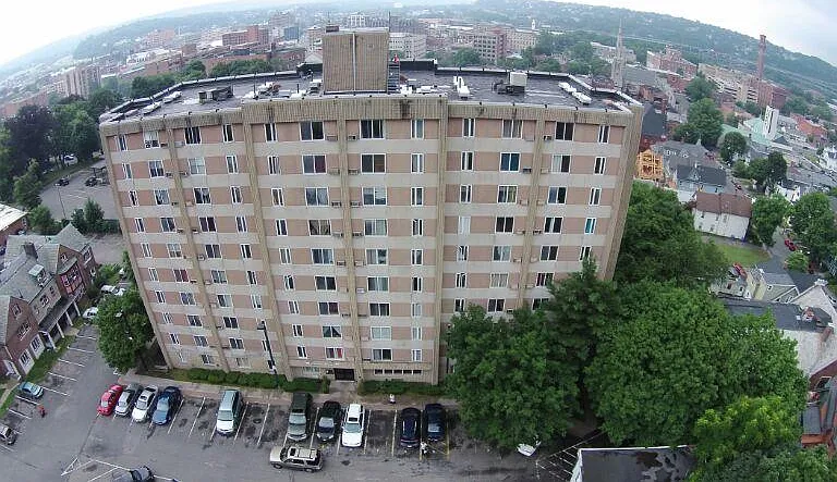 Presidential Tower — Photo 1