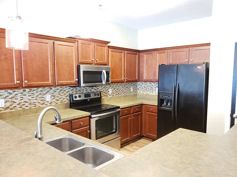 851 Norview Ave #206 — Photo 13