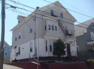 198 Sisson St, Pawtucket, RI 02860