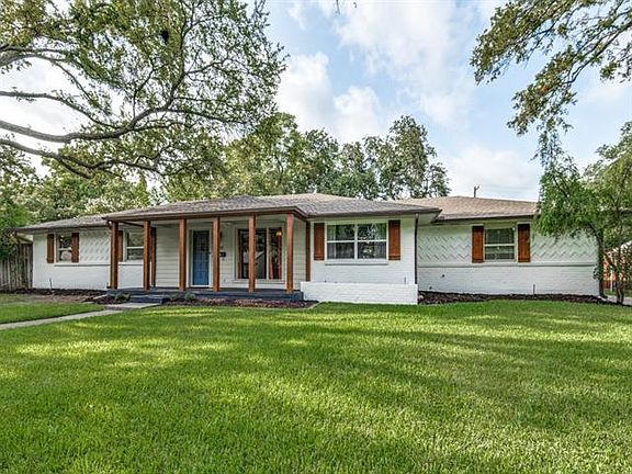 2nd image of 3334 Dartmoor Dr