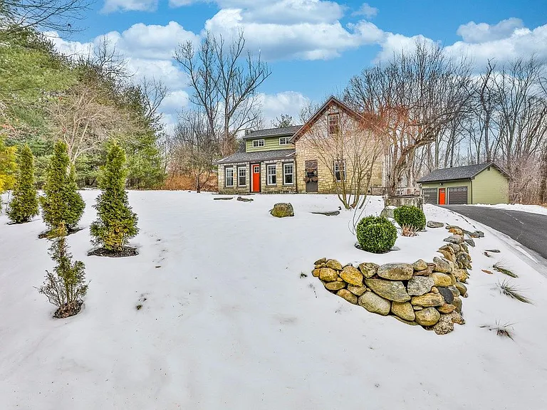 109 Ministerial Rd — Photo 3