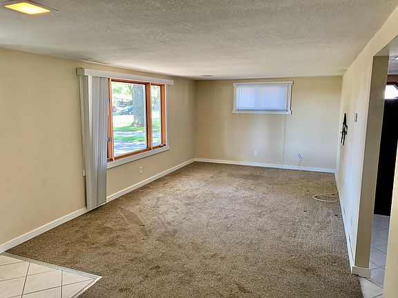 2nd image of 50 Jordan Dr